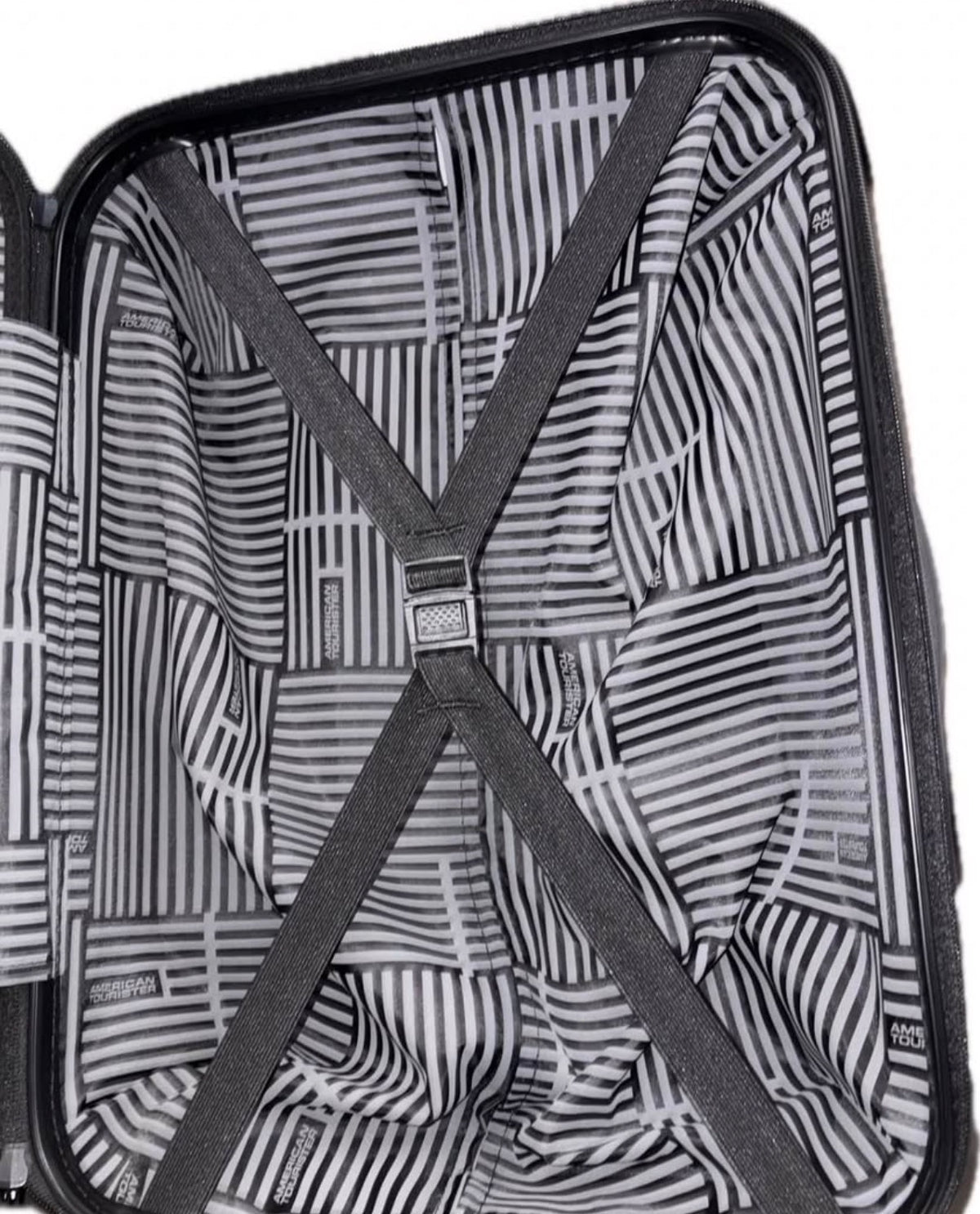 Maleta American Tourister Carry-On ‘CHEKERED’ 3 COLORES