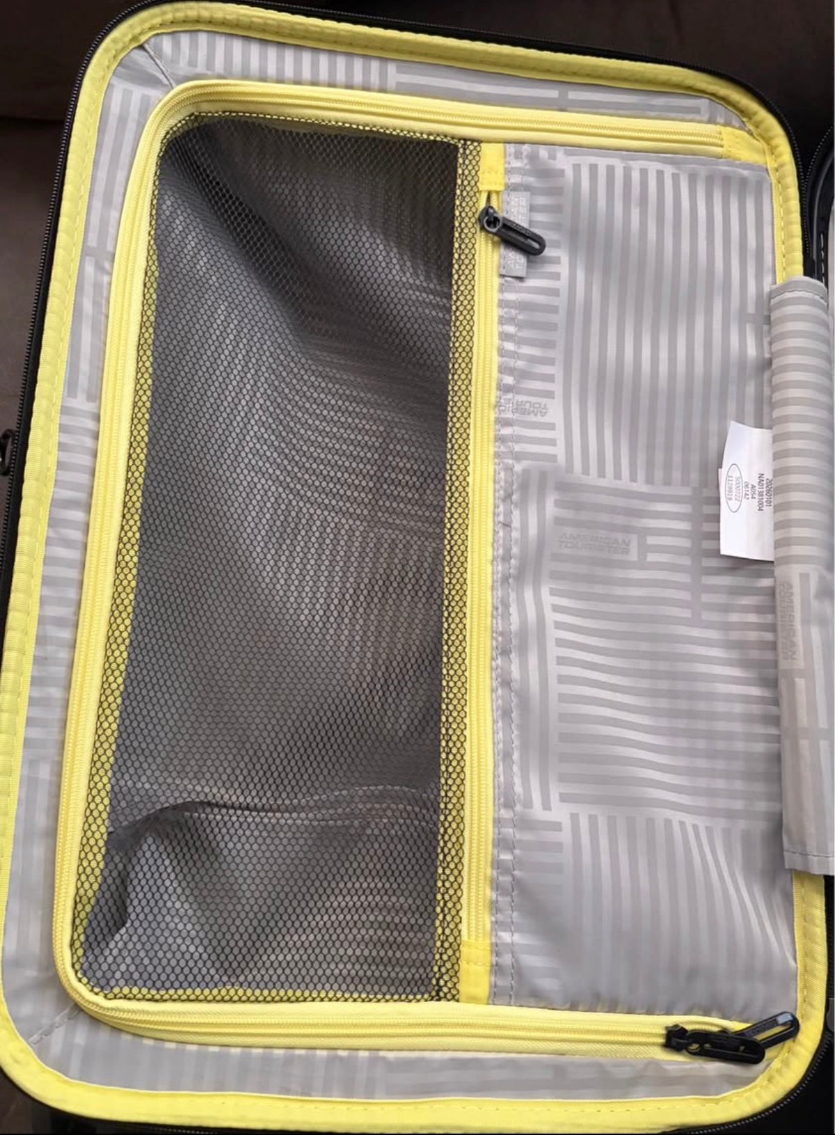 Maleta American Tourister Carry-On ‘CHEKERED’ 3 COLORES